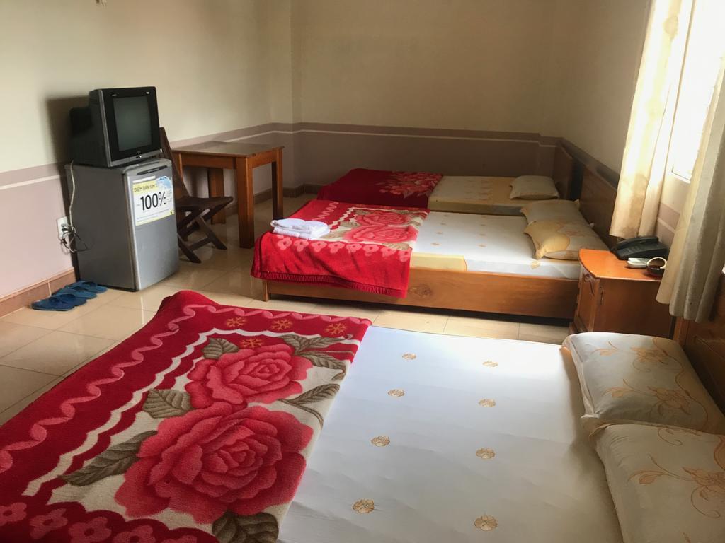 Hotel Kim Hoan Ngoc Pleiku Exterior foto